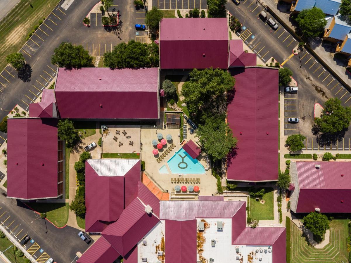 Y O Ranch Hotel And Conference Center Kerrville Exterior photo