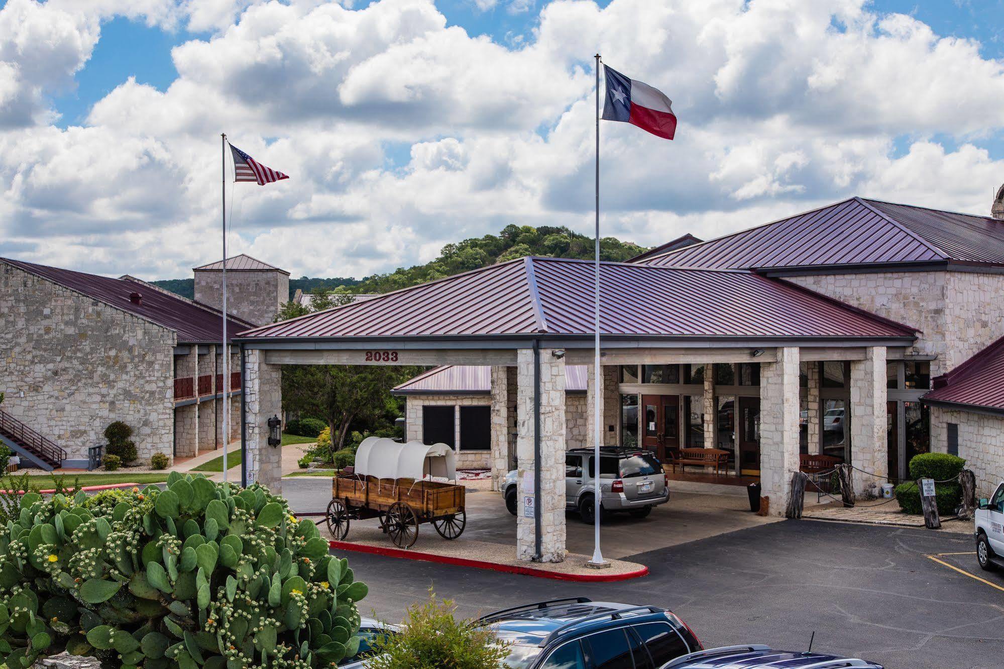 Y O Ranch Hotel And Conference Center Kerrville Exterior photo