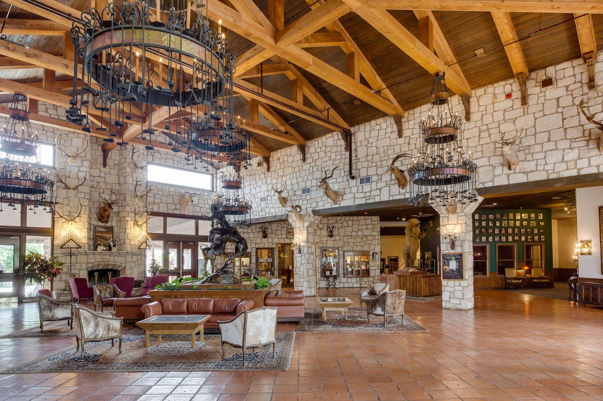 Y O Ranch Hotel And Conference Center Kerrville Exterior photo